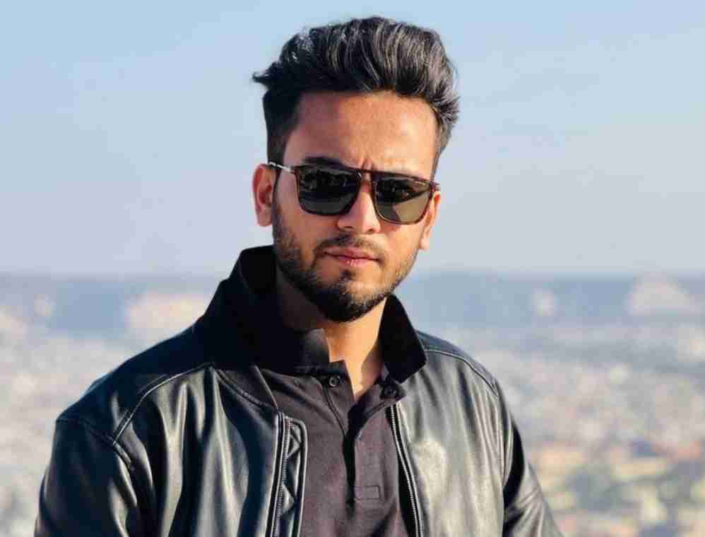 Elvish Yadav Reflects on Controversies: Embracing Growth Amidst Legal Challenges