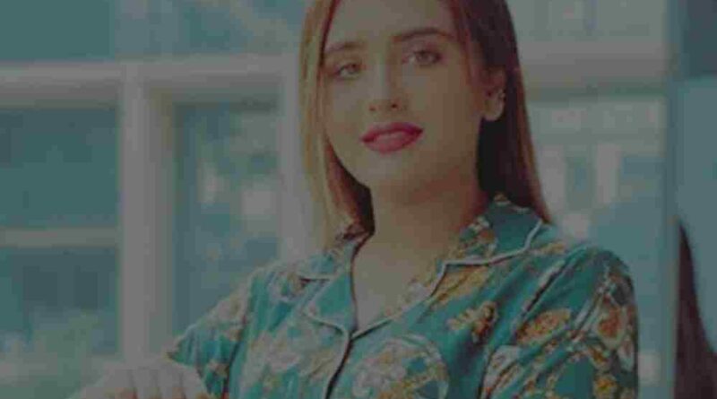 Pakistani Influencer Minahil Malik