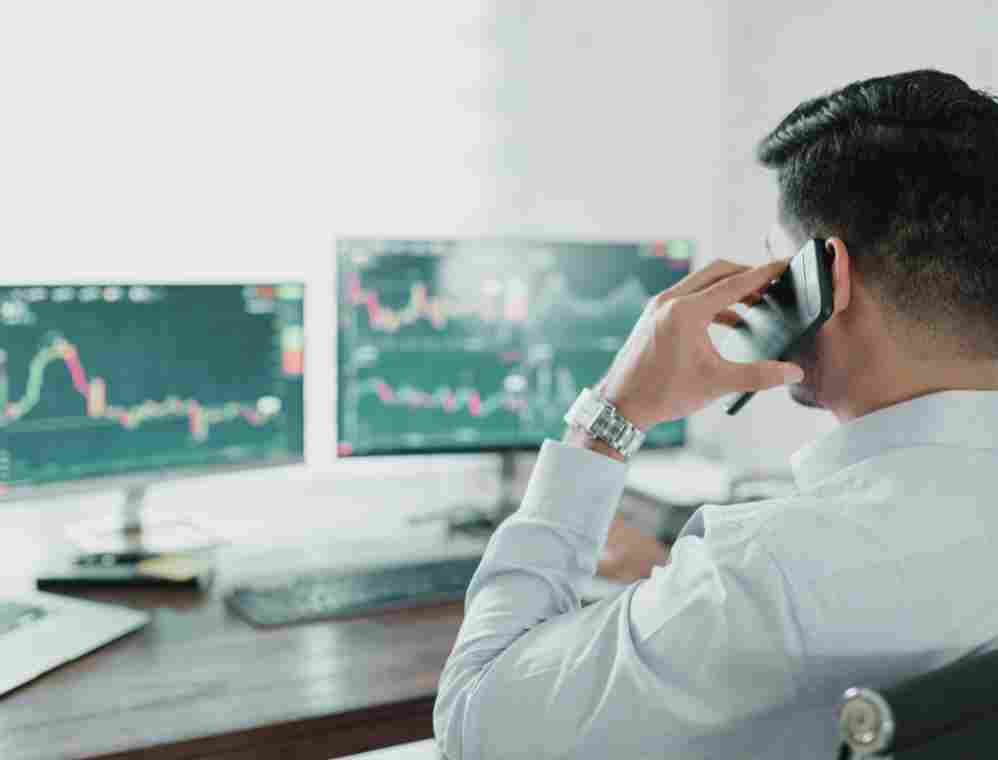 “Insider Trading in India: Secrets, Patterns, Penalties & the New Age of Transparency (2025 Deep Dive)”
