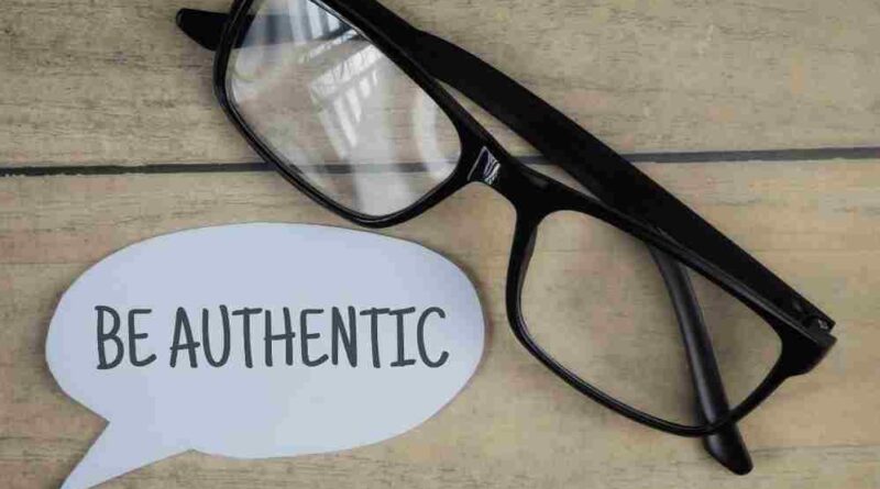 Authenticity Aesthetic – Ditching Filters, Performative Love, and Showing Raw Connections